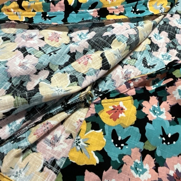 ANTHROPOLOGIE PEPALOVES Floral True Wrap Blouse Viscose / Linen Blend US Sz M - Picture 7 of 8